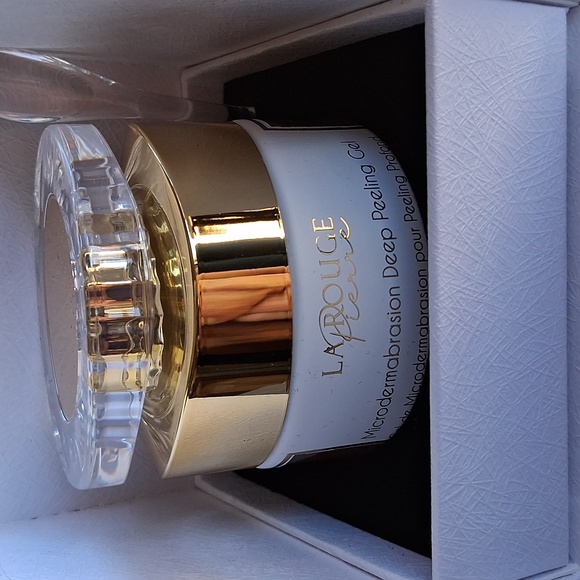 La Rouge Pierre Crystal Collection Set - Picture 5 of 9